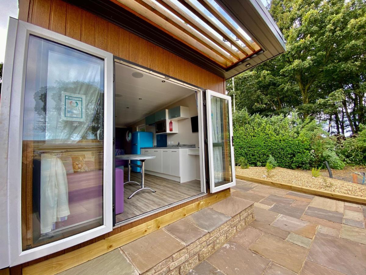 Elletson Park Wood Fired Hot Tubs, Caravans & Pods Pilling ภายนอก รูปภาพ