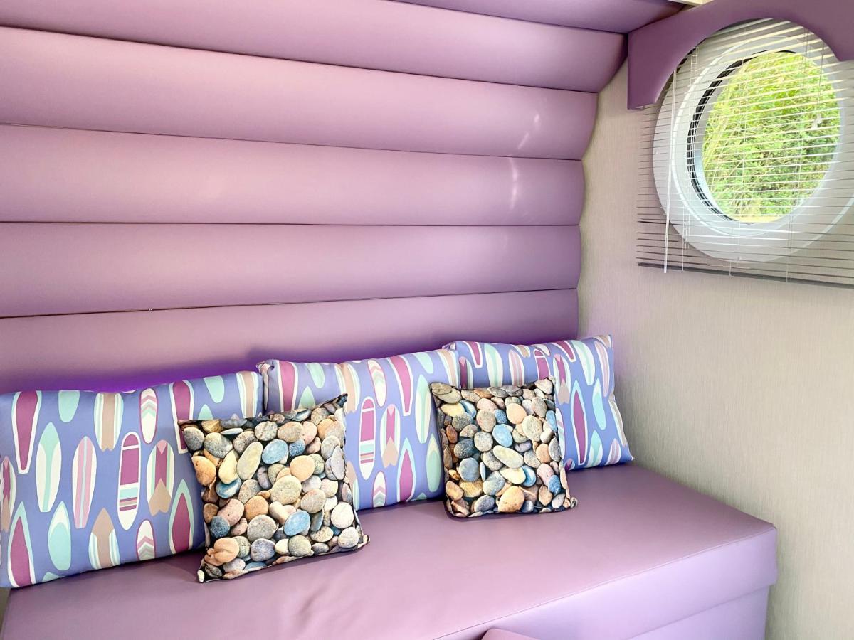 Elletson Park Wood Fired Hot Tubs, Caravans & Pods Pilling ภายนอก รูปภาพ