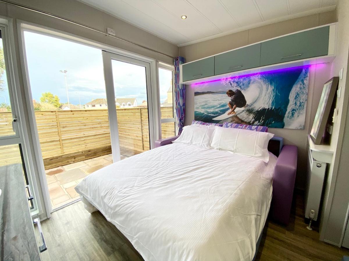 Elletson Park Wood Fired Hot Tubs, Caravans & Pods Pilling ภายนอก รูปภาพ